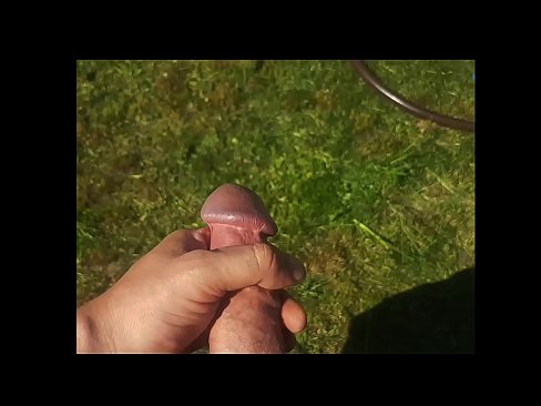 ❤️ Una guapa calenta es folla el seu cony rosa i es corre amb un esquitxat en un jardí d'estiu ❤️❌ Porno rus a nosaltres ca.sexogolic-info.ru